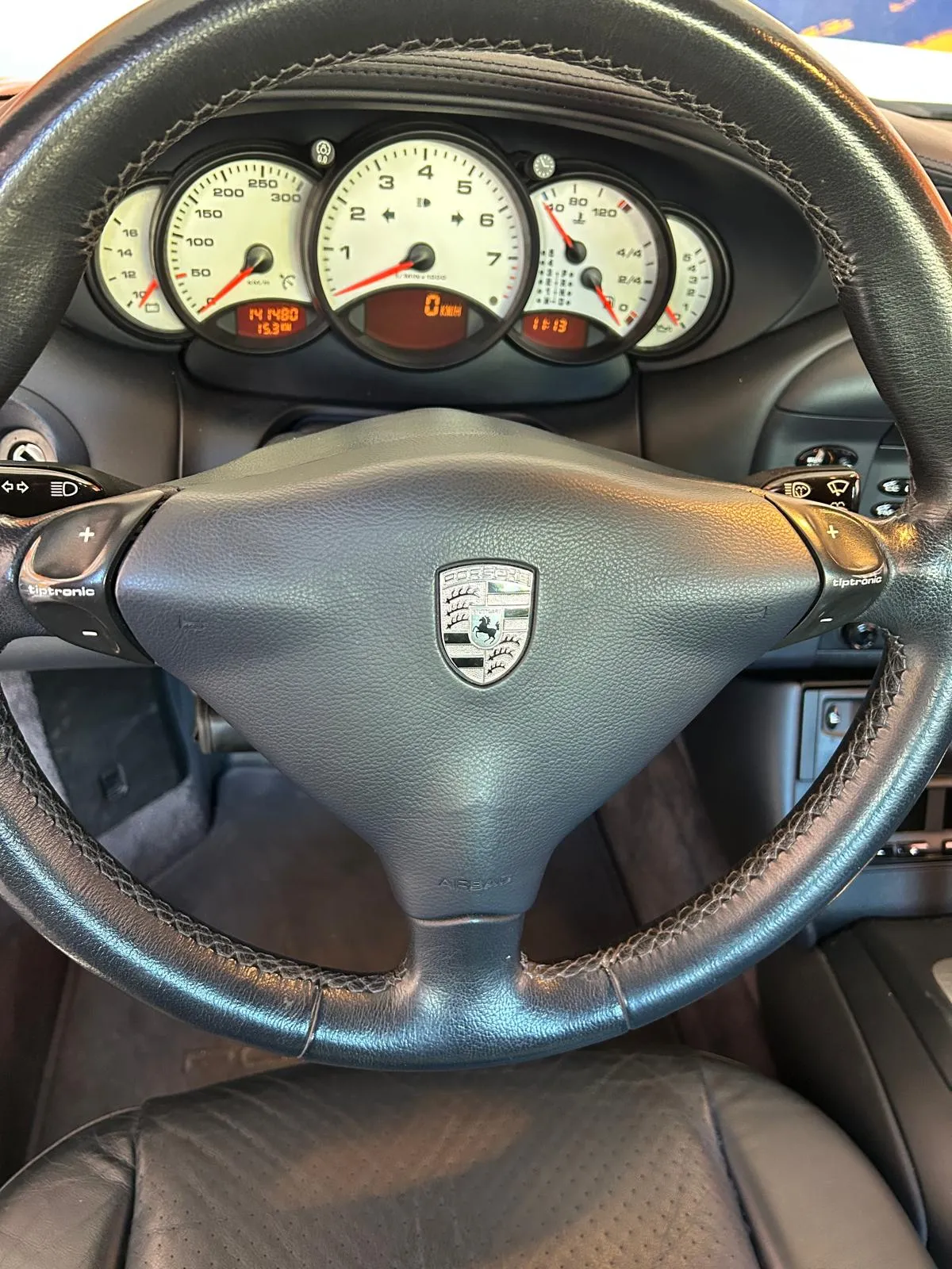 Porsche 911 996 Carrera 4 Etiqueta C